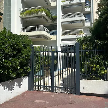 Apartment Escapade Palm A 50 M De La 4 Personnes Cannes